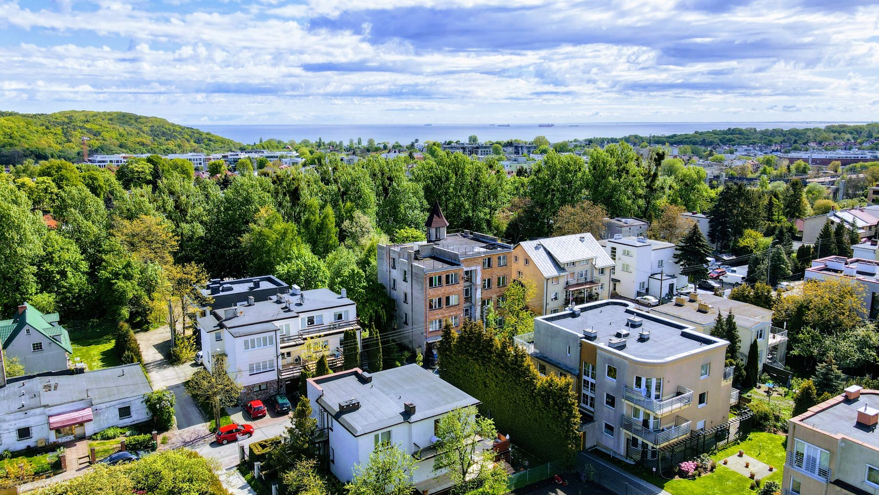 Okolica budynku z drona
