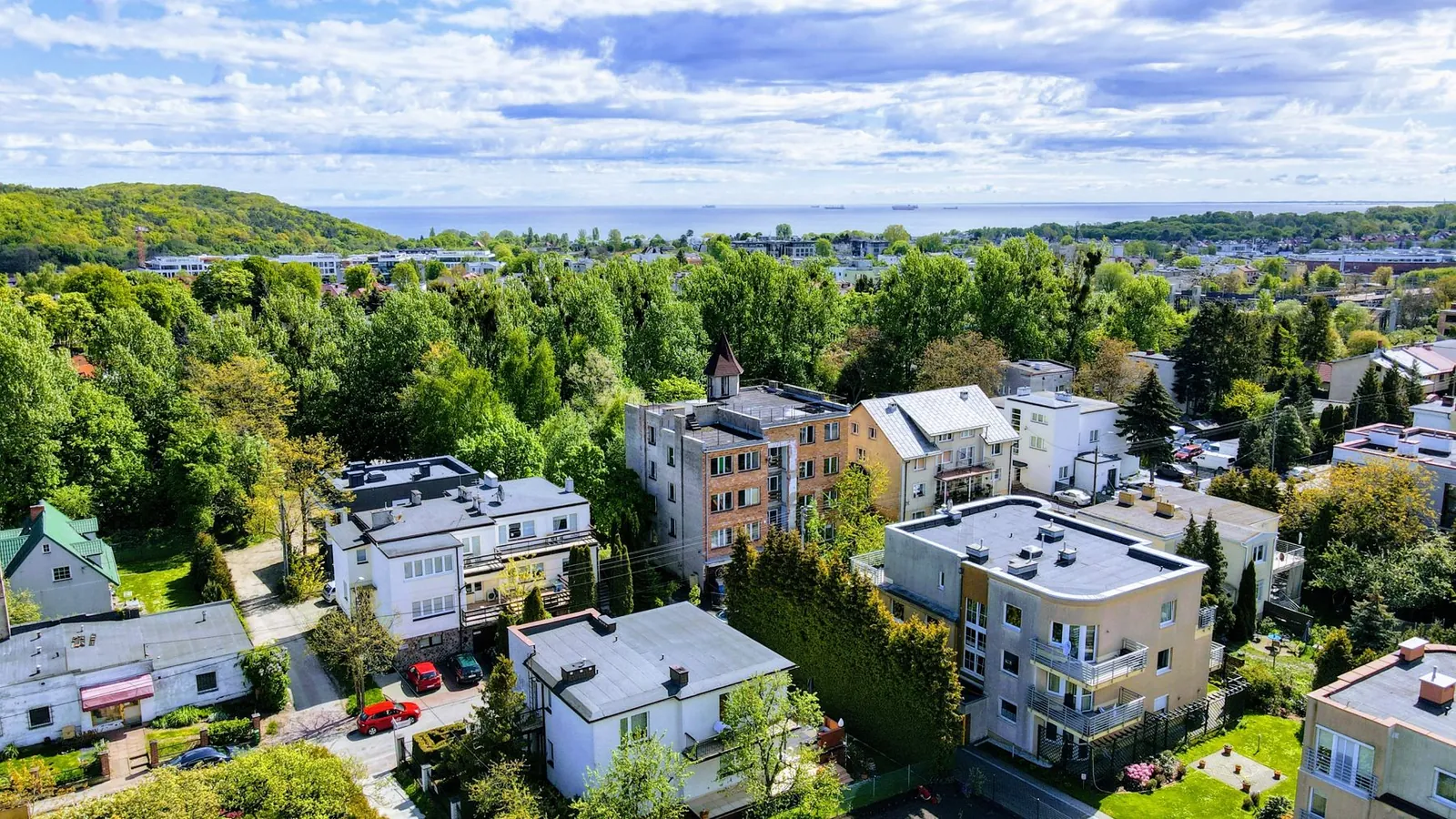 Okolica budynku z drona